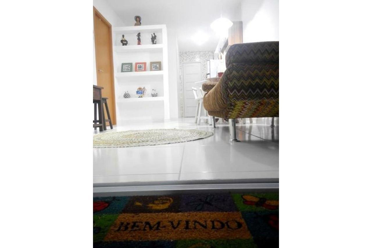 Flats No Mandakaru *